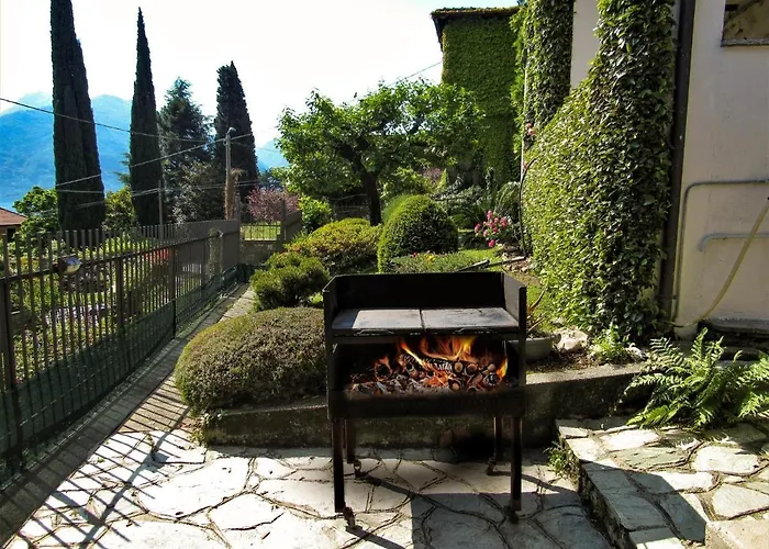 Simone-ferienwohnung Nahe Menaggio アパート サン・シーロ