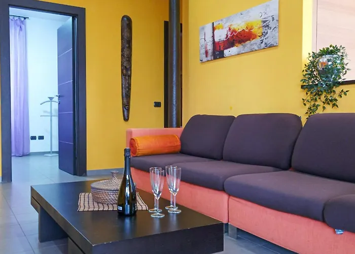 アパート Simone-ferienwohnung Nahe Menaggio サン・シーロ