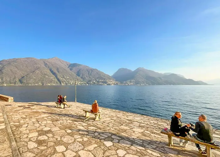 Simone-ferienwohnung Nahe Menaggio サン・シーロ